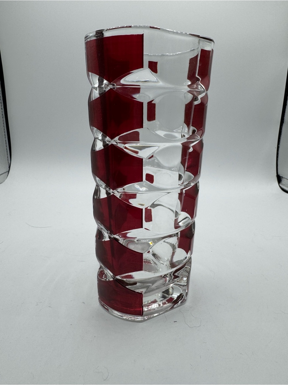 VINTAGE FRENCH GLASS VASE LUMINARC DURAND GEOMETRIC DESIGN CRANBERRY